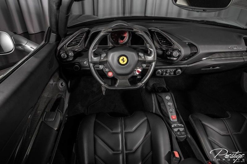 2018 Ferrari 488 Spider, 6/20