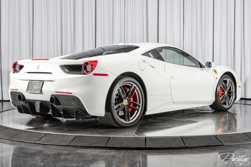 2018 Ferrari 488 GTB, 20/20