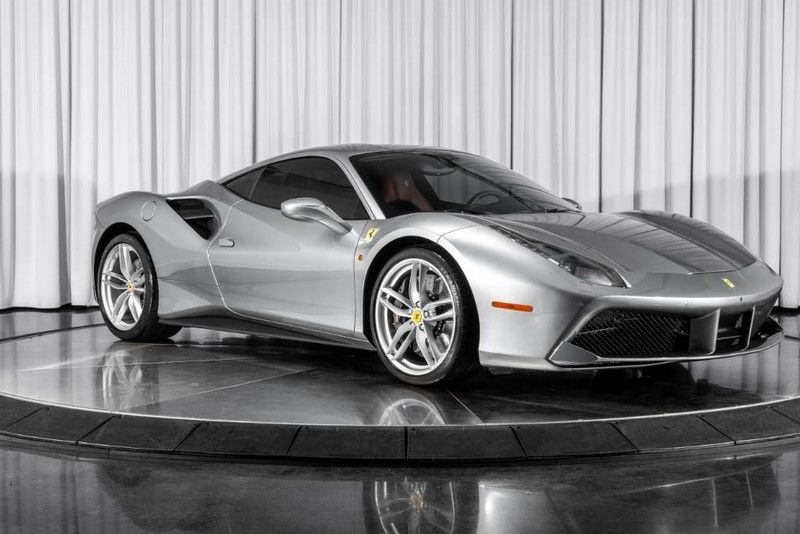 2016 Ferrari 488 GTB, 11/18