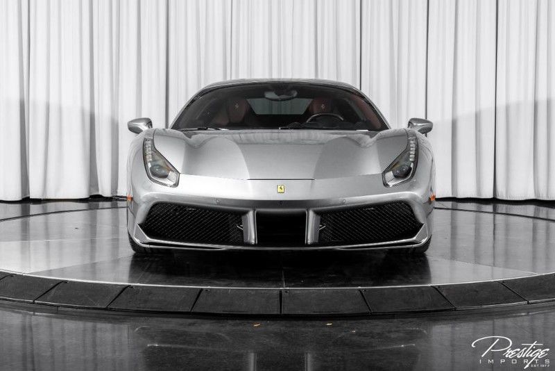 2016 Ferrari 488 GTB, 14/18
