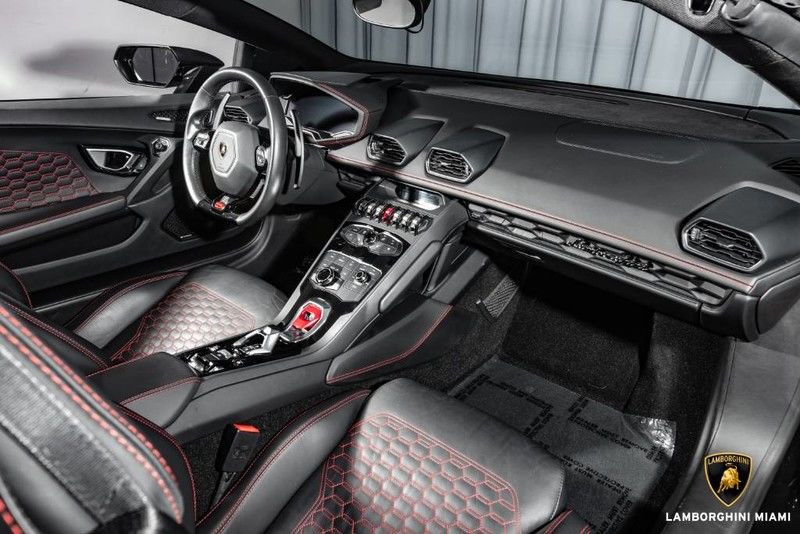 2017 Lamborghini Huracan, 2/20