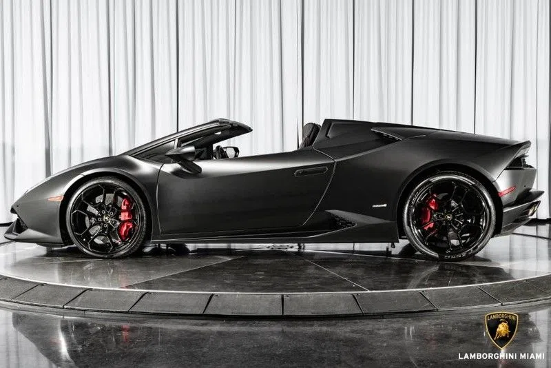2017 Lamborghini Huracan for sale, exterior, Nero Helene Metallic Black