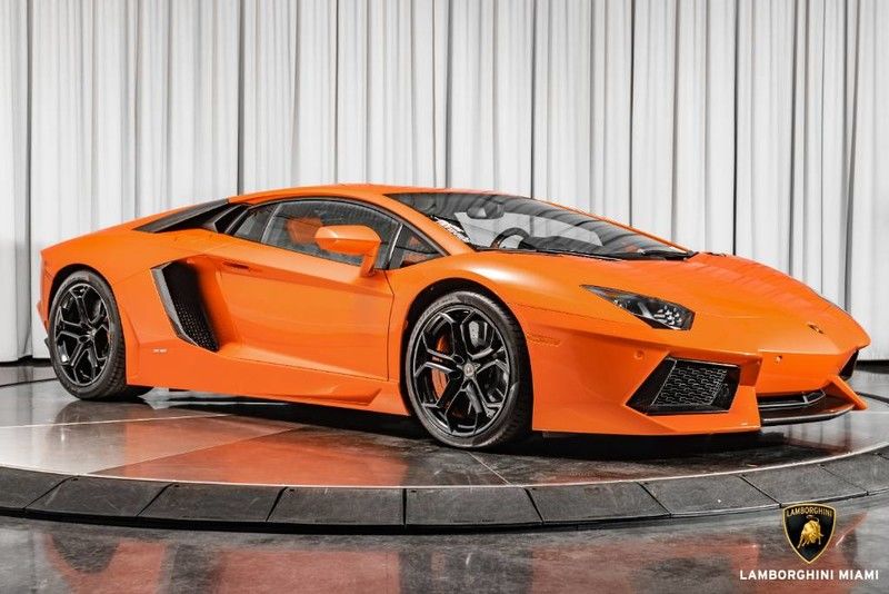 2012 Lamborghini Aventador, 11/20