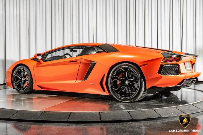 2012 Lamborghini Aventador, 19/20