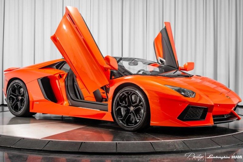 2014 LAMBORGHINI AVENTADOR SPYDER LP 700-4