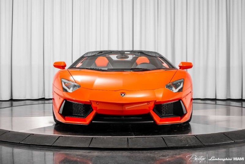 2014 LAMBORGHINI AVENTADOR SPYDER LP 700-4, 2/20