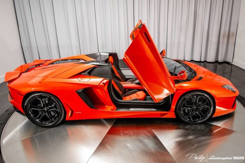 2014 LAMBORGHINI AVENTADOR SPYDER LP 700-4, 14/20