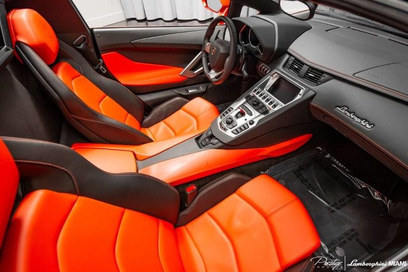 2014 LAMBORGHINI AVENTADOR SPYDER LP 700-4, 17/20