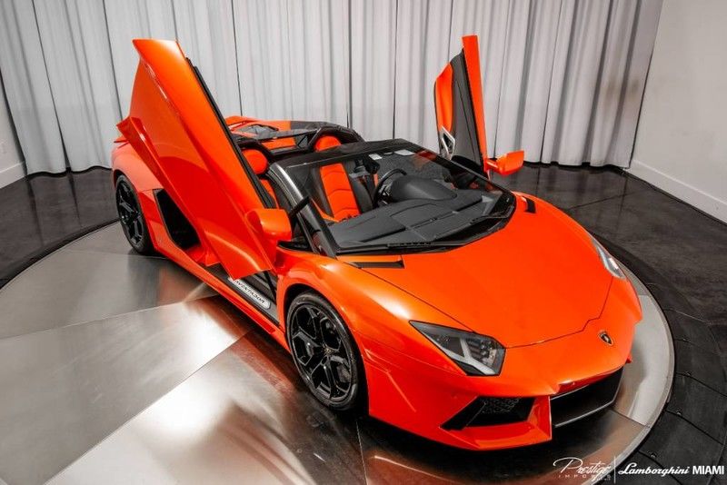2014 LAMBORGHINI AVENTADOR SPYDER LP 700-4, 20/20