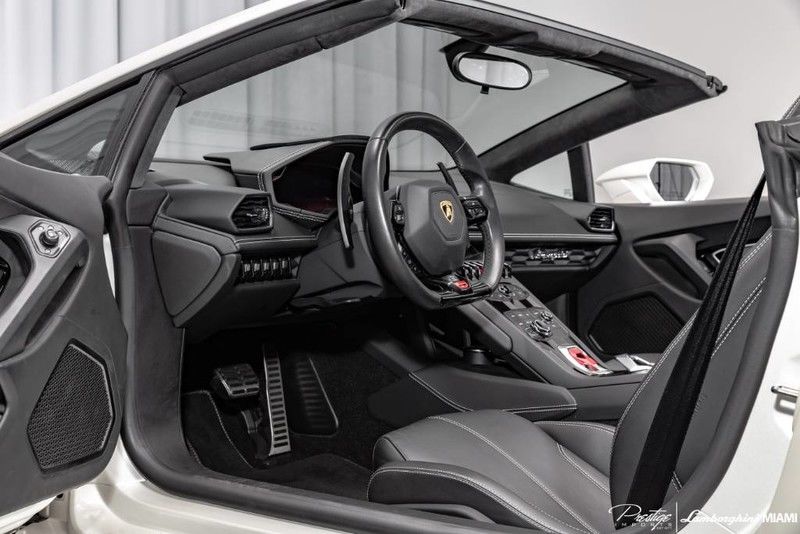 2017 Lamborghini Huracan, 2/20