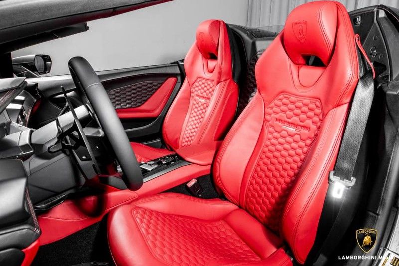 2016 Lamborghini Huracan, 2/20