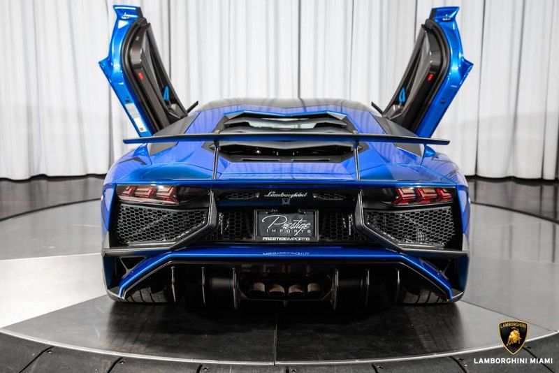 2017 Lamborghini Aventador, 5/20