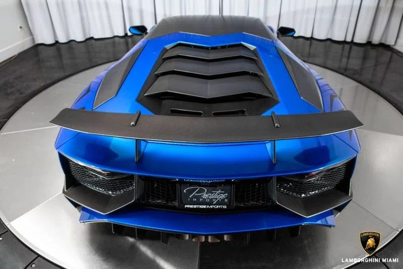 2017 Lamborghini Aventador for sale, exterior, Blu Nettens