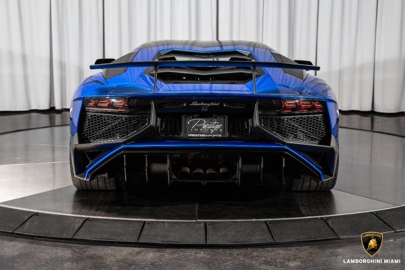 2017 Lamborghini Aventador, 11/20