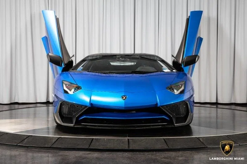 2017 Lamborghini Aventador for sale, exterior, Blu Nettens