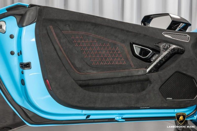 2019 Lamborghini Huracan Performante, 17/20