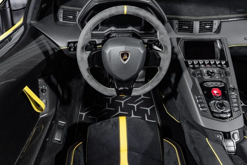 2017 Lamborghini Aventador SV, 5/20