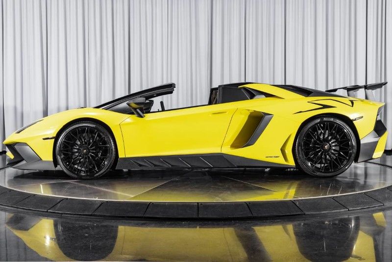 2017 Lamborghini Aventador SV, 9/20