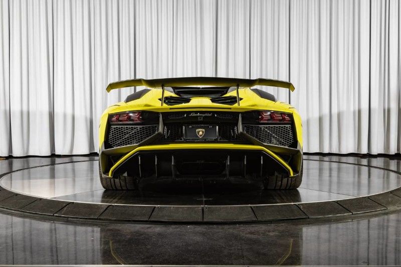 2017 Lamborghini Aventador SV, 17/20
