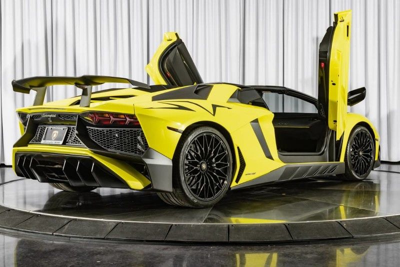2017 Lamborghini Aventador SV, 20/20