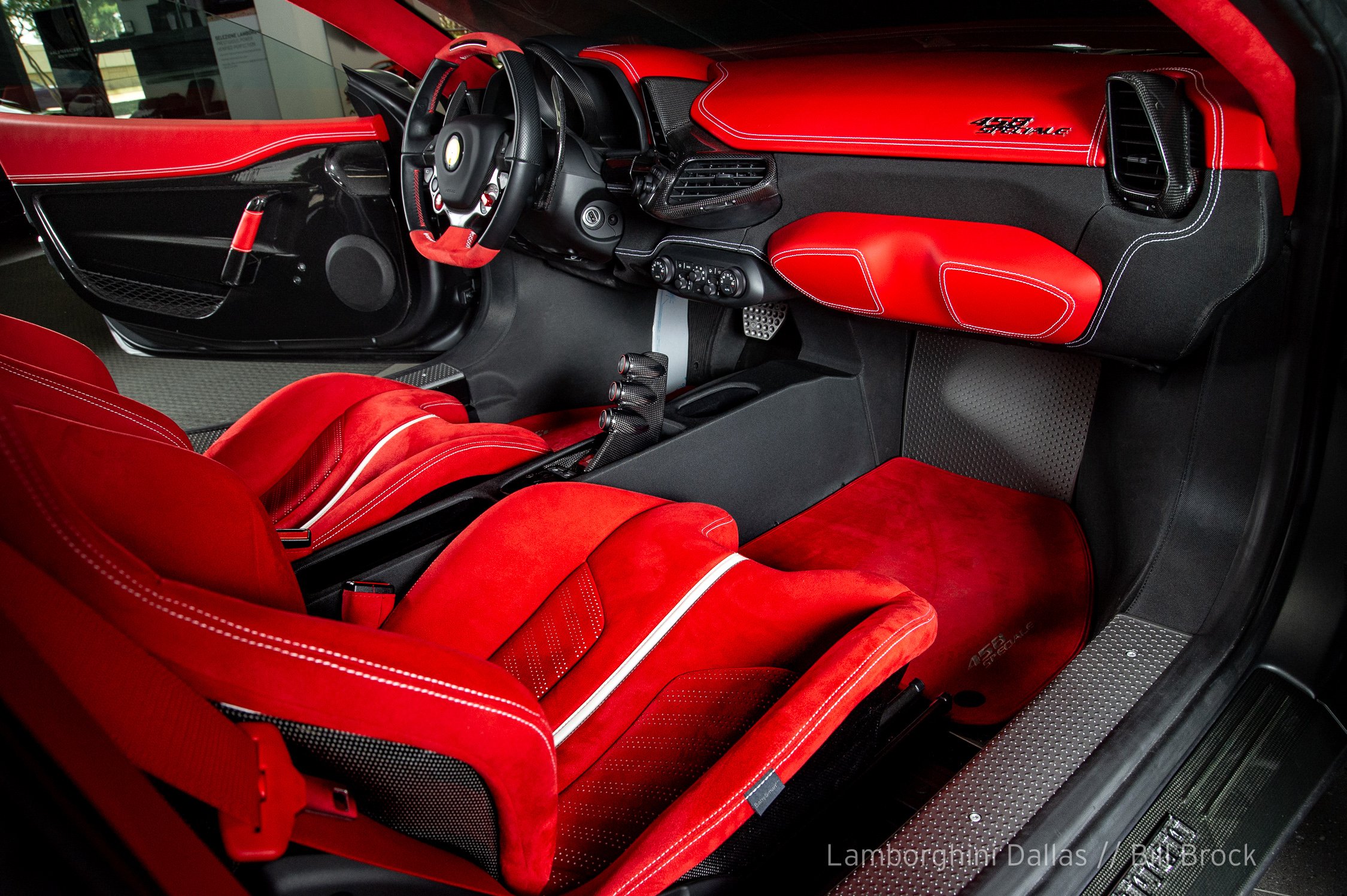 2015 Ferrari 458 Italia Speciale Coupe, 3/20
