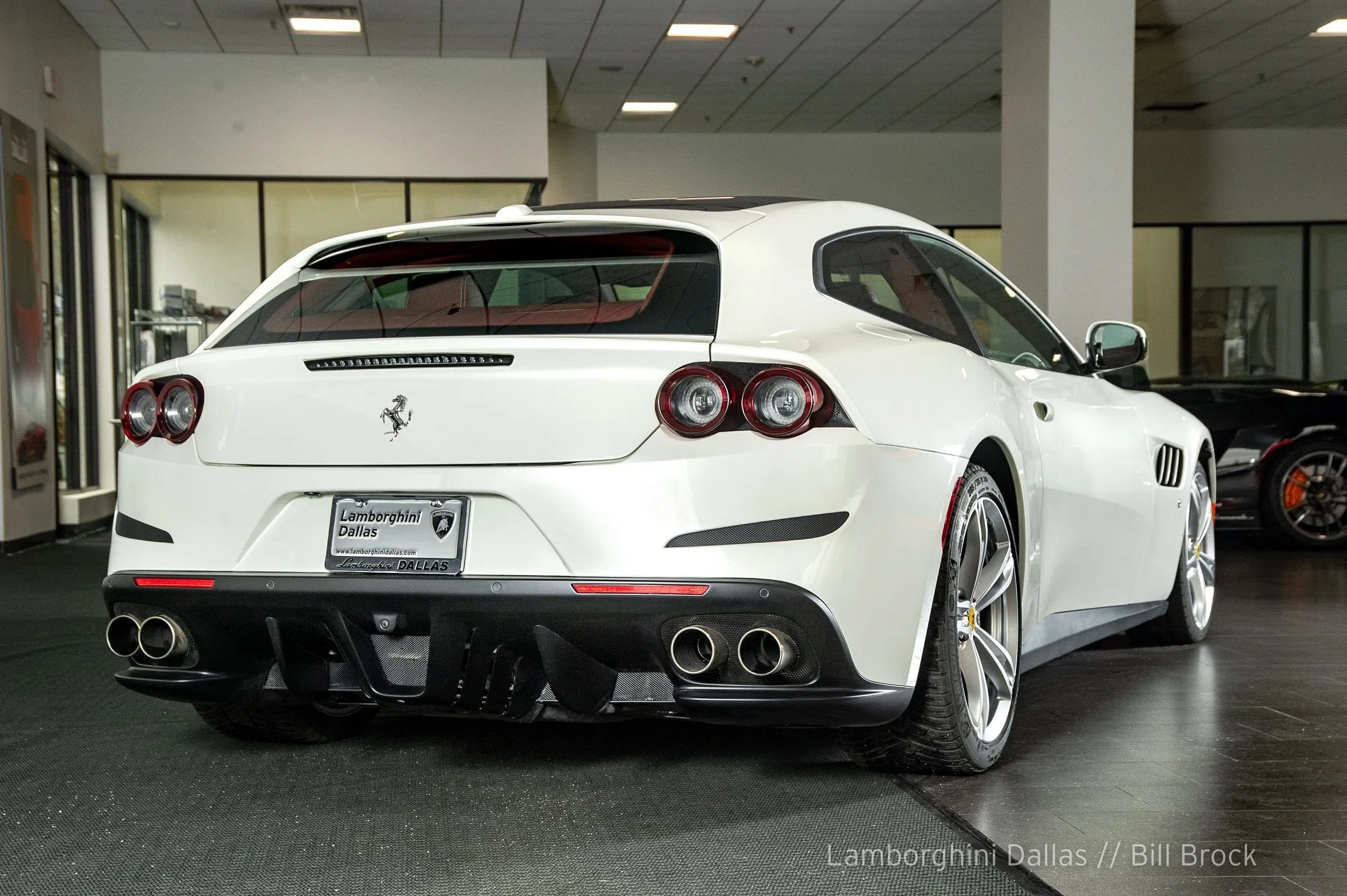 2018 Ferrari GTC4 Lusso, rear three-quarter view, Bianco Italia