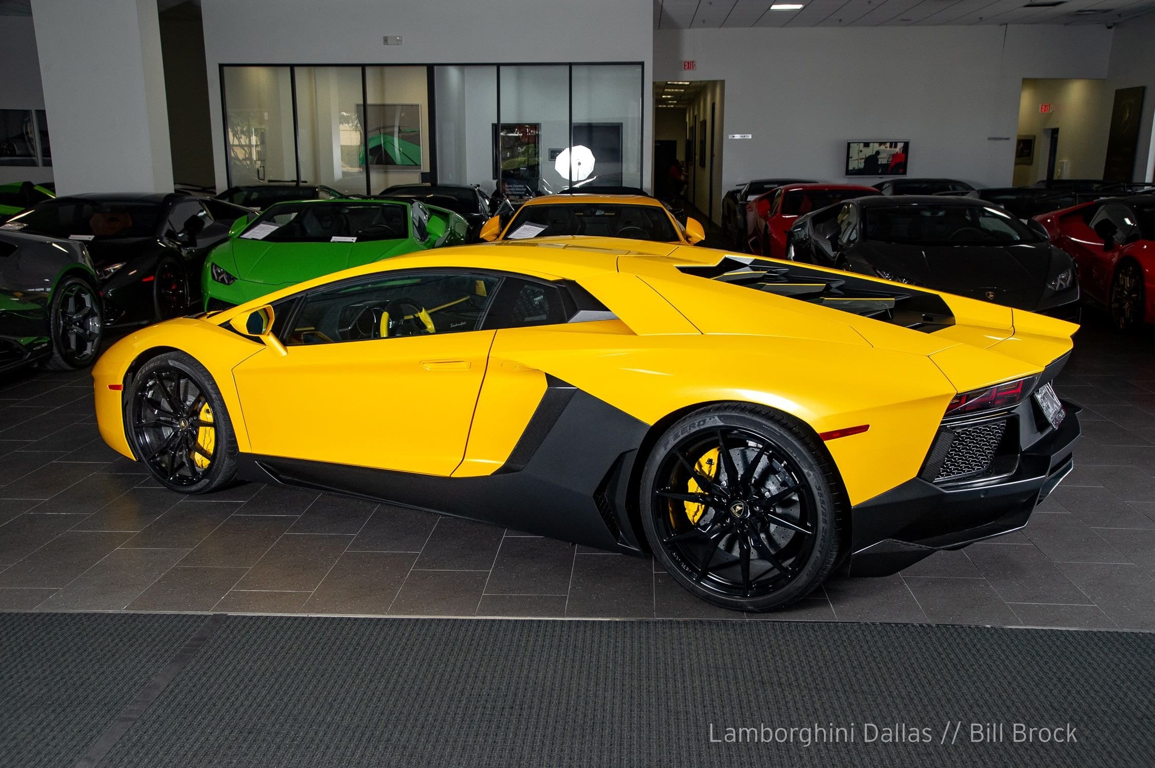 2015 Lamborghini Aventador LP 700-4 Coupe, 10/20