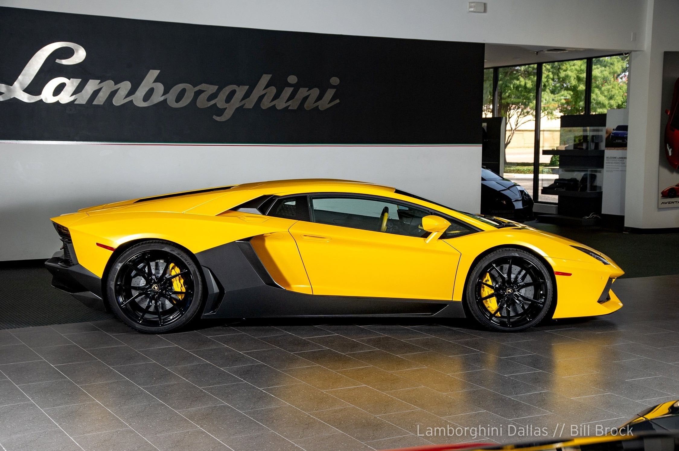 2015 Lamborghini Aventador LP 700-4 Coupe, 11/20