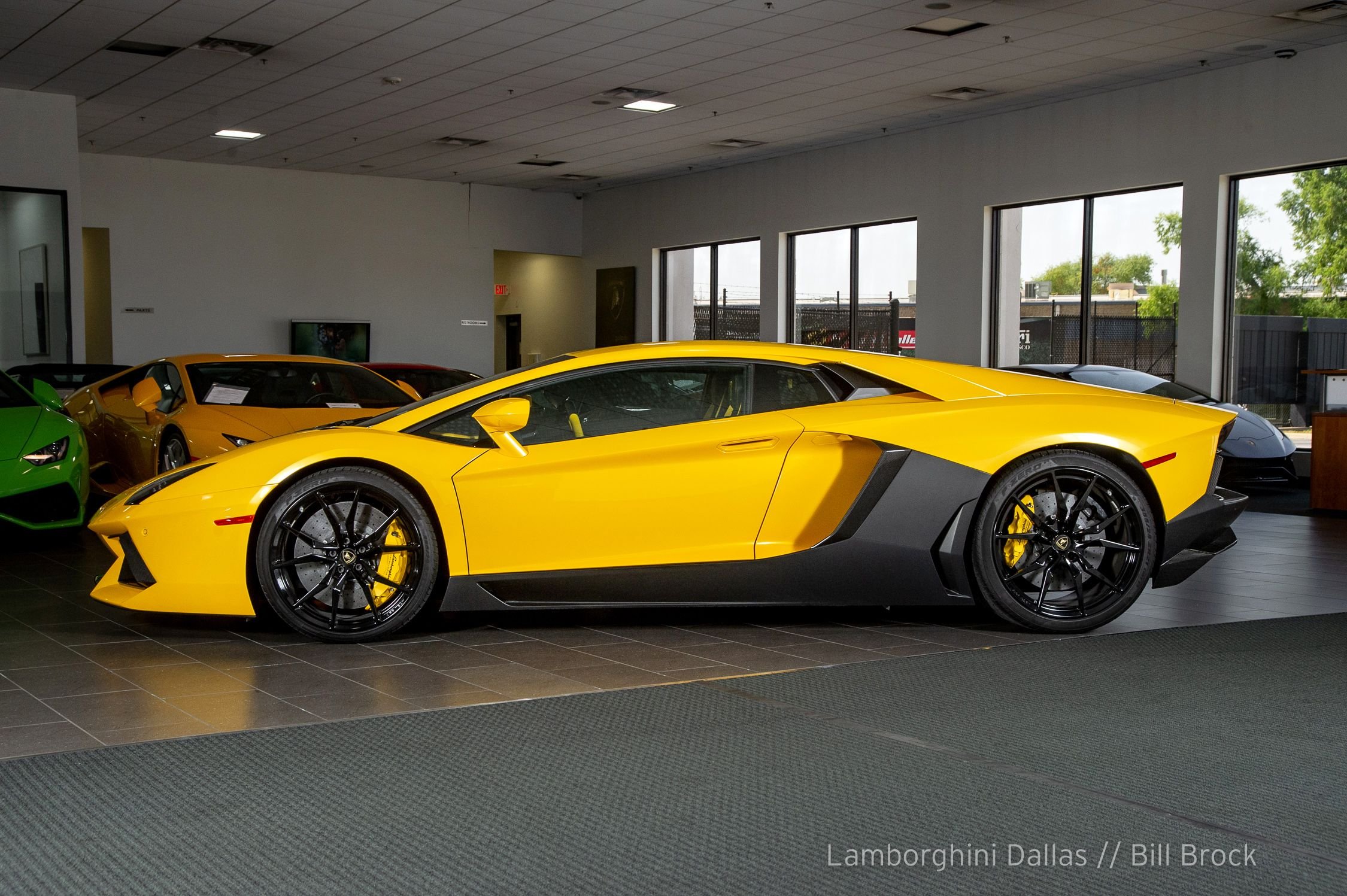 2015 Lamborghini Aventador LP 700-4 Coupe, 12/20