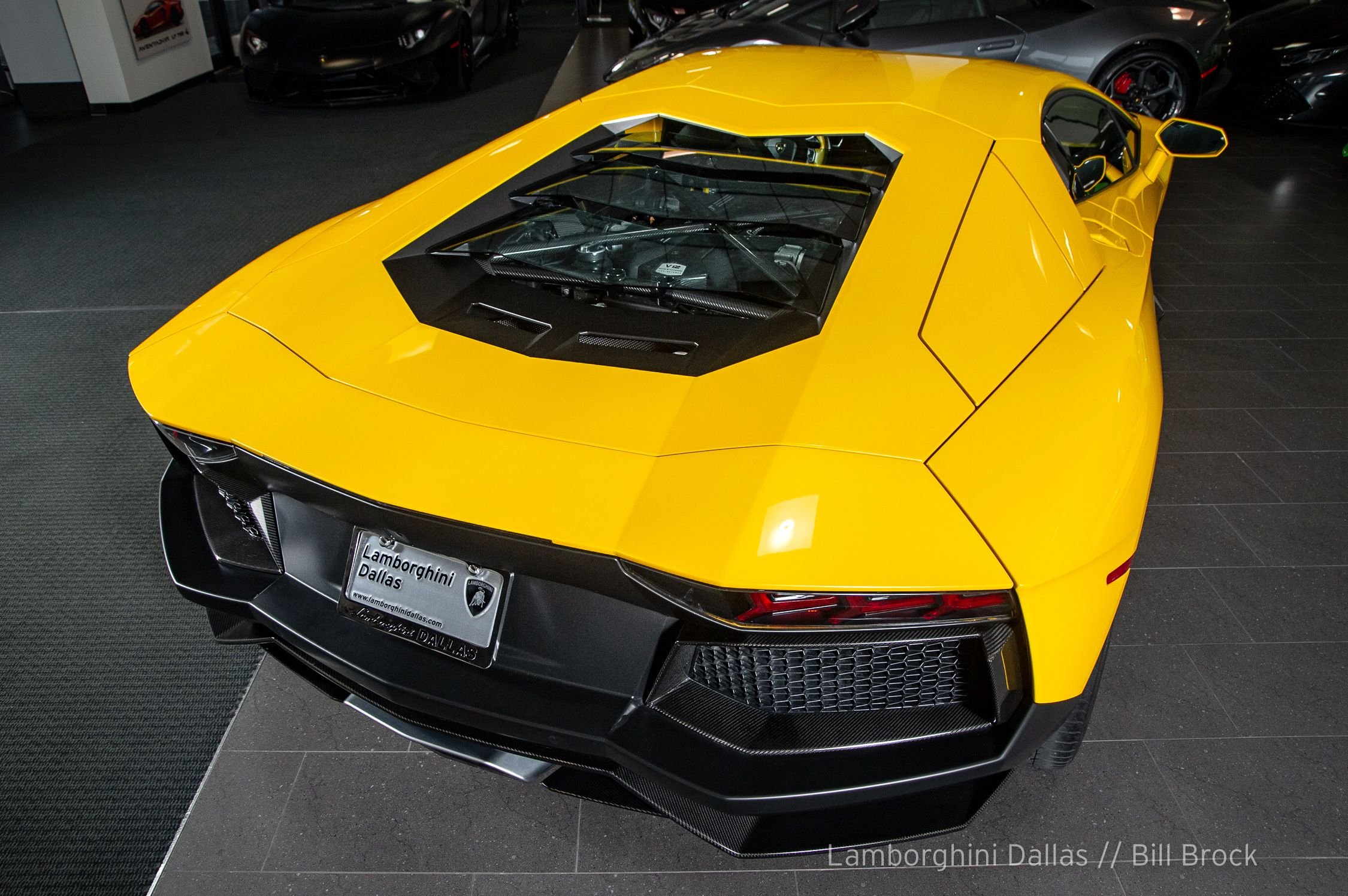 2015 Lamborghini Aventador LP 700-4 Coupe, 13/20