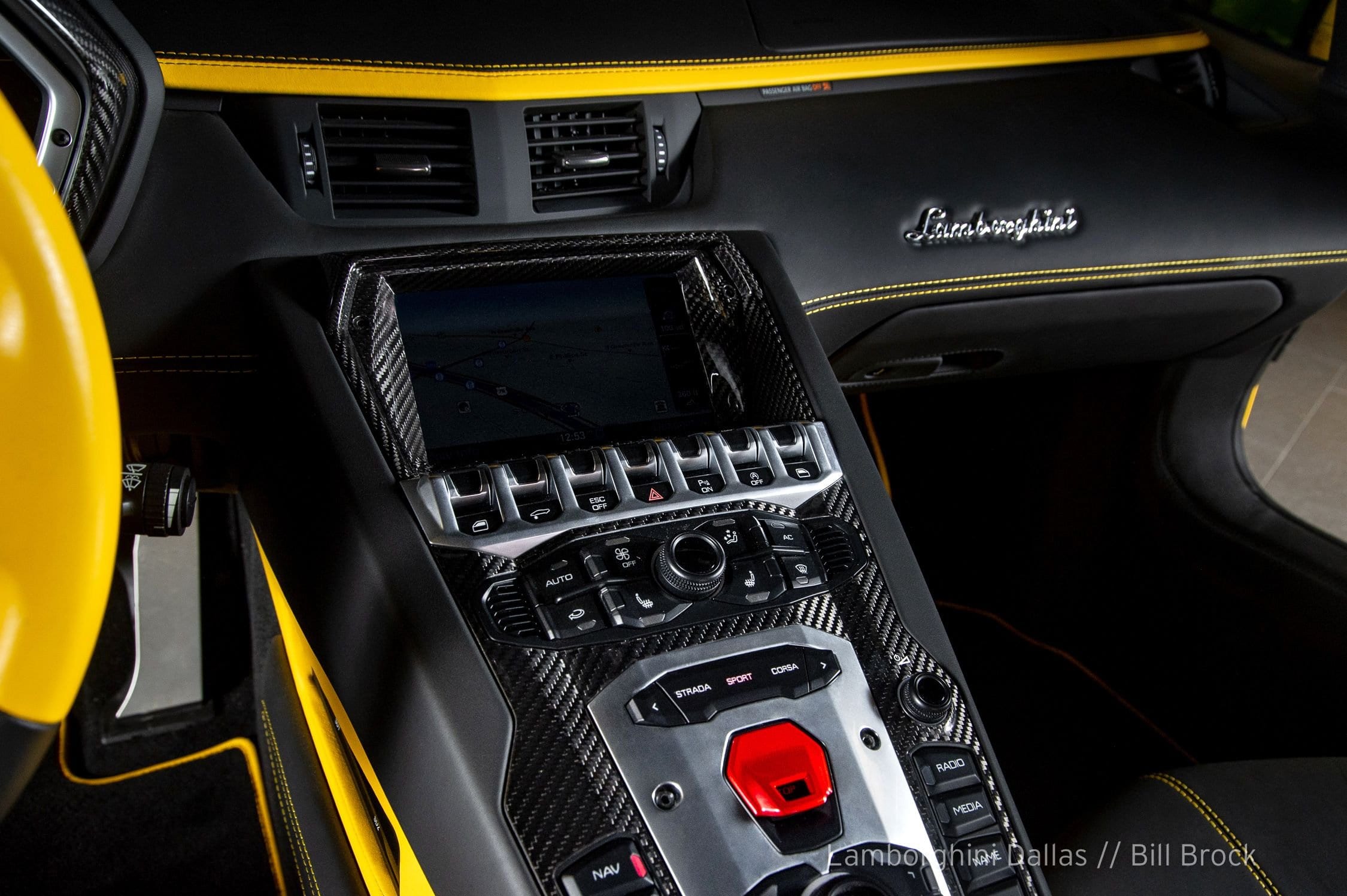 2015 Lamborghini Aventador LP 700-4 Coupe, 18/20