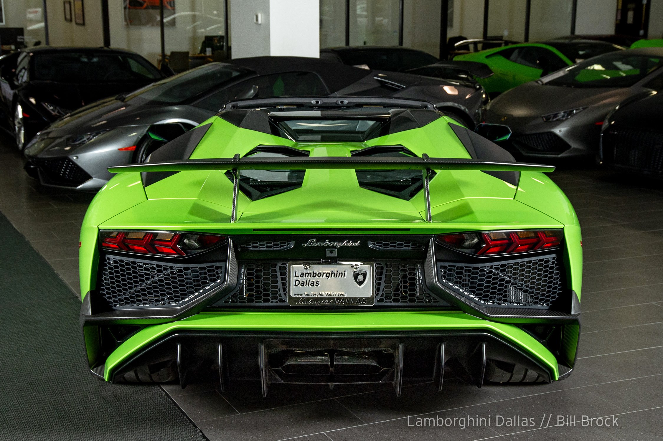 2017 Lamborghini Aventador SV Roadster, 4/20