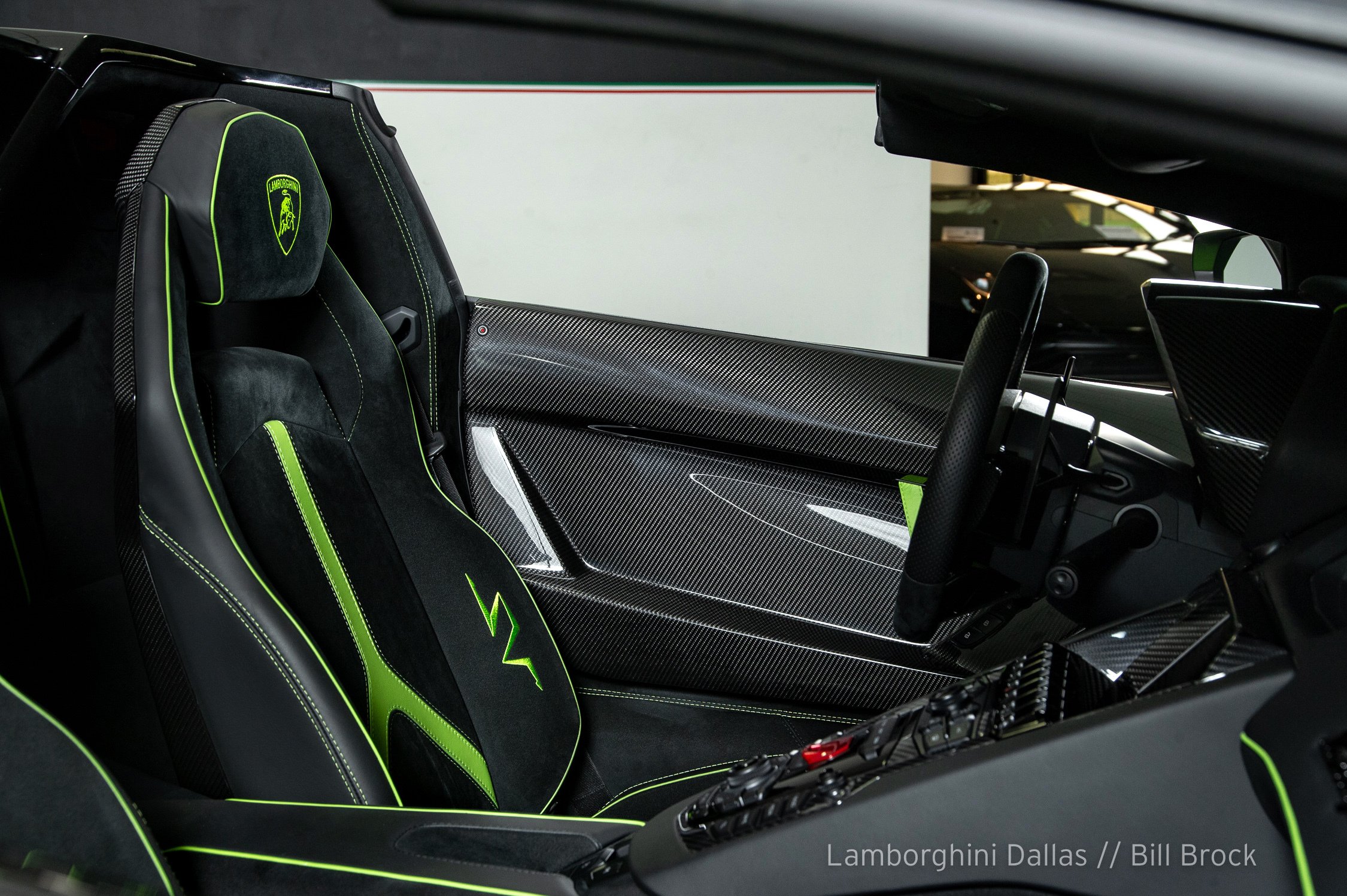 2017 Lamborghini Aventador SV Roadster, 6/20