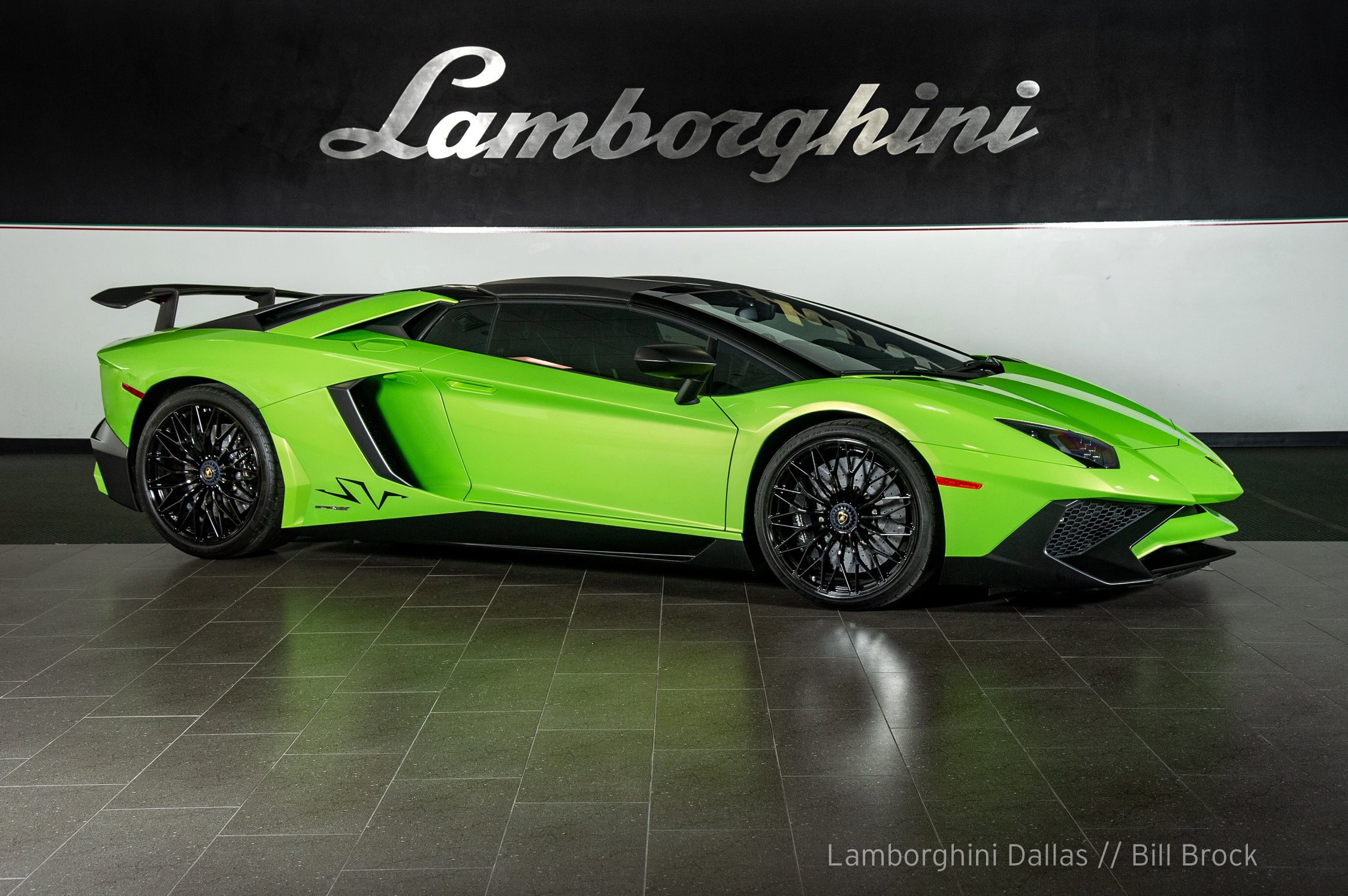 2017 Lamborghini Aventador SV Roadster, 11/20