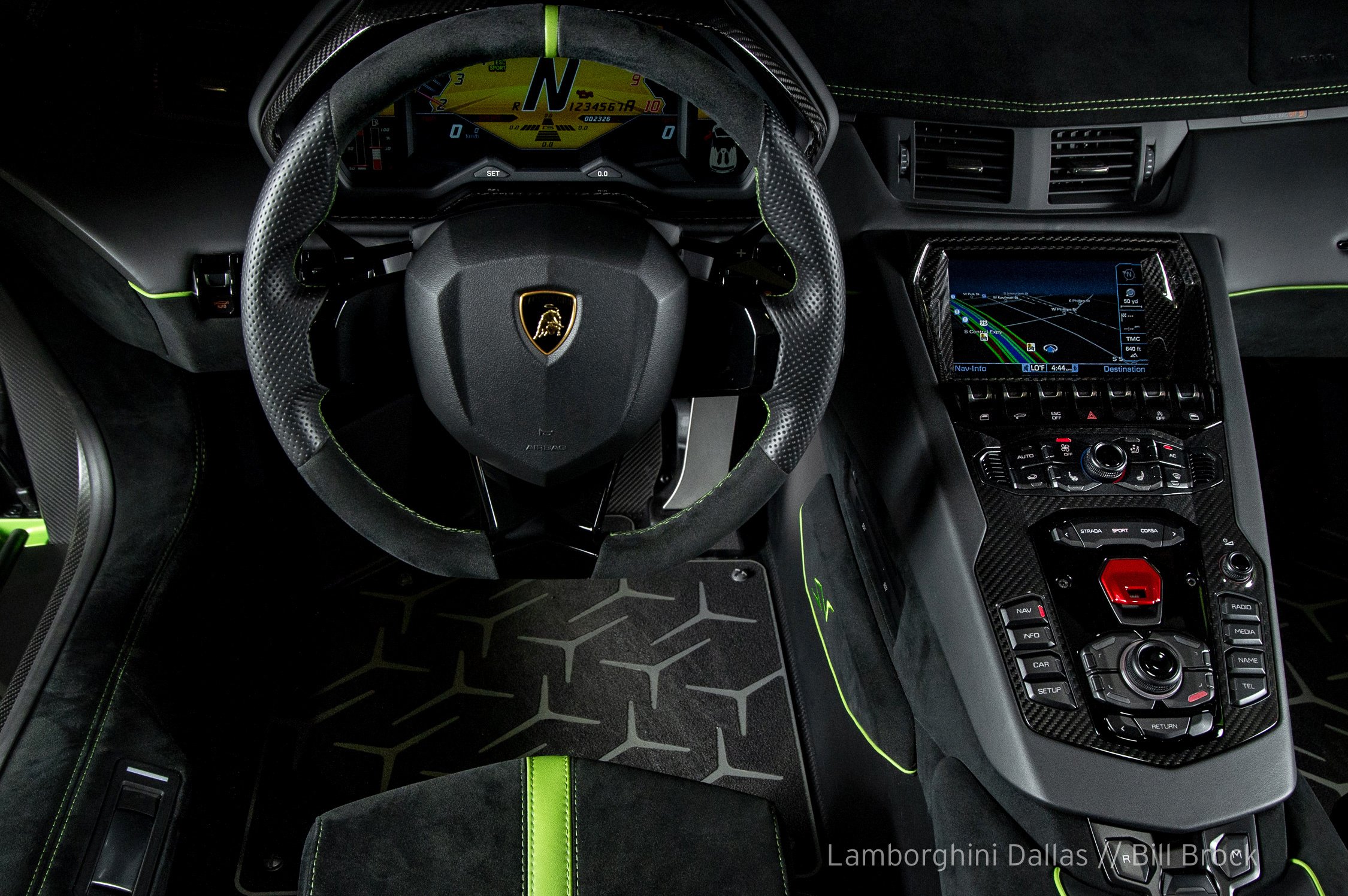 2017 Lamborghini Aventador SV Roadster, 18/20