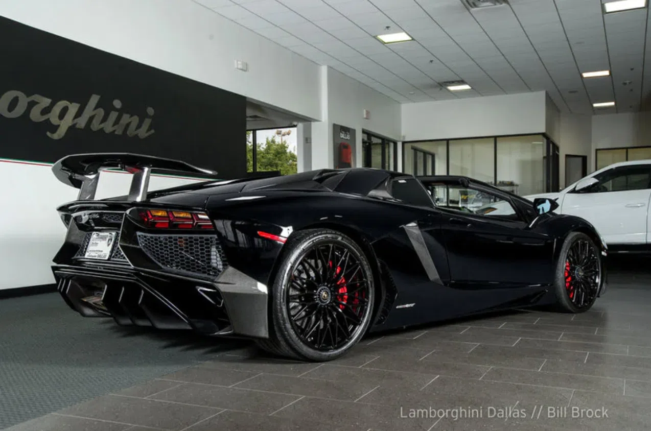 2017 Lamborghini Aventador SV LP750-4 Roadster for sale, exterior, Nero Aldebaran