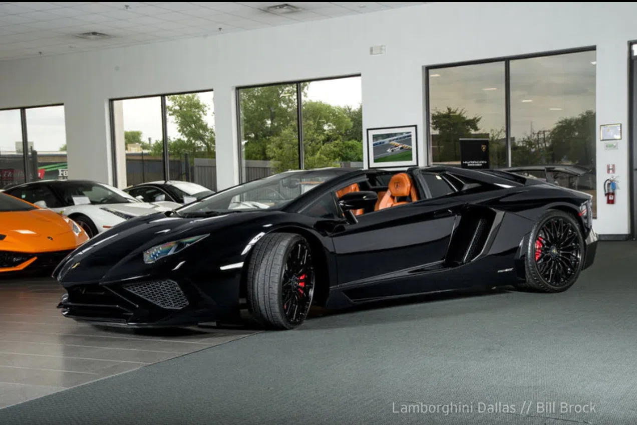 2017 Lamborghini Aventador SV LP750-4 Roadster for sale, exterior, Nero Aldebaran