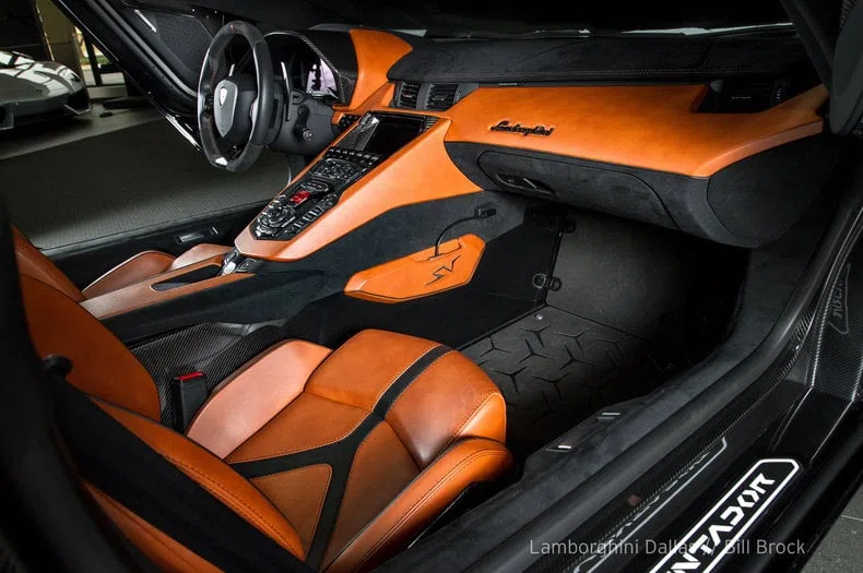 2017 Lamborghini Aventador SV LP750-4 Roadster interior, Nero Cosmus