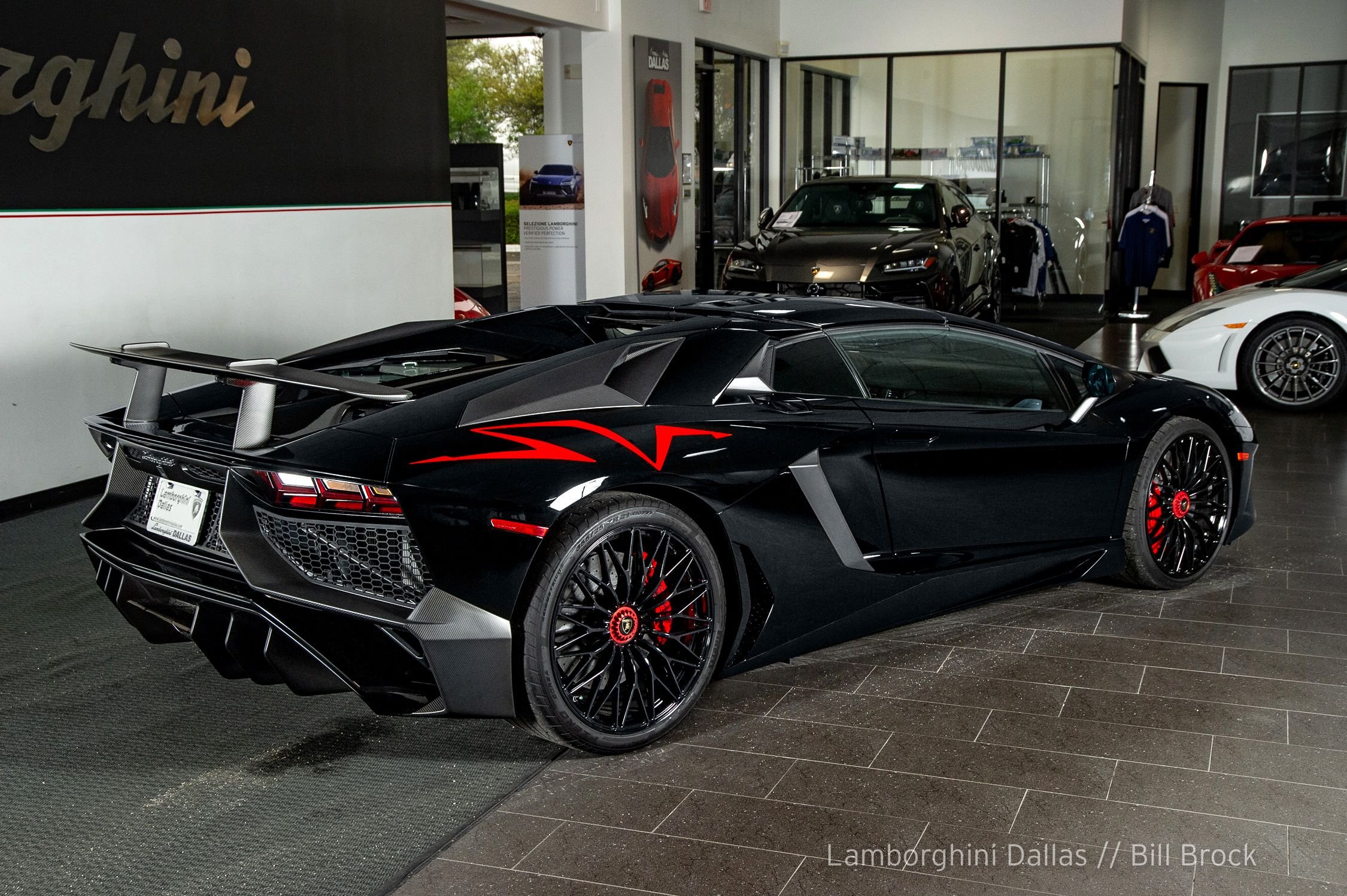 2016 Lamborghini Aventador SV Roadster, 5/20