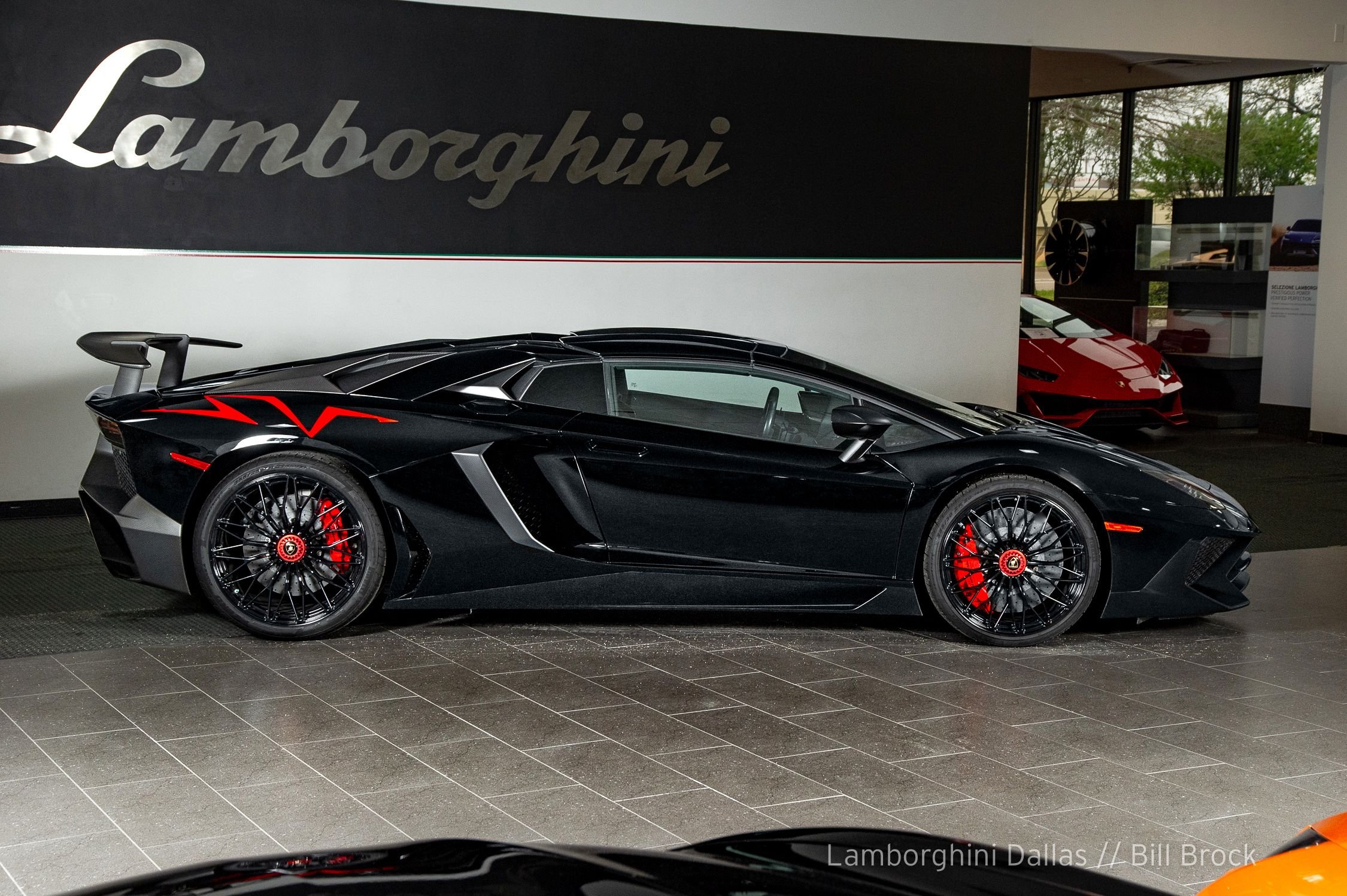 2016 Lamborghini Aventador SV Roadster, 11/20