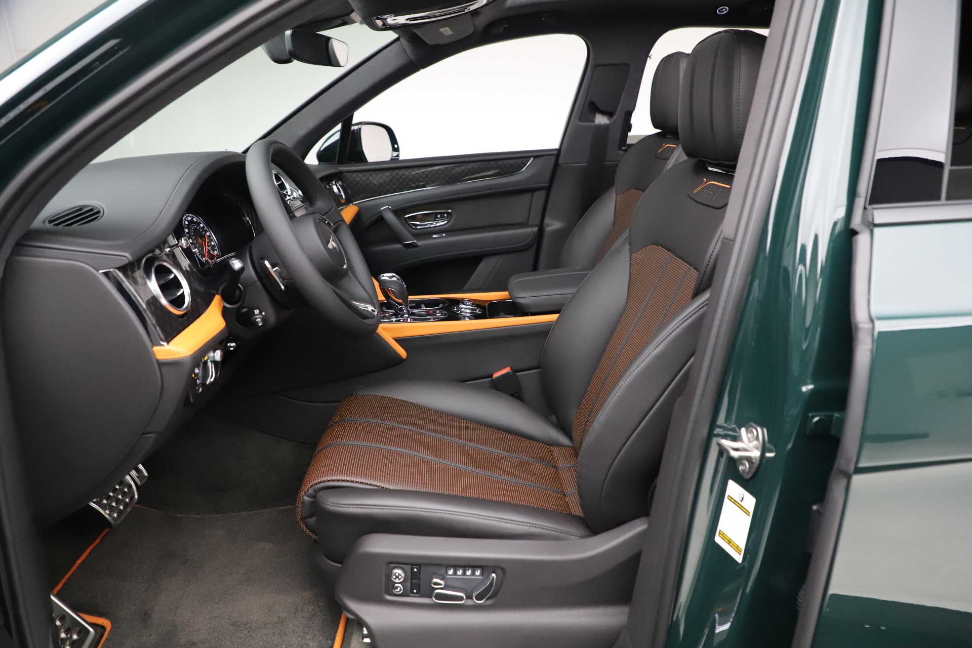 2020 Bentley Bentayga V8 Design Series, 14/20