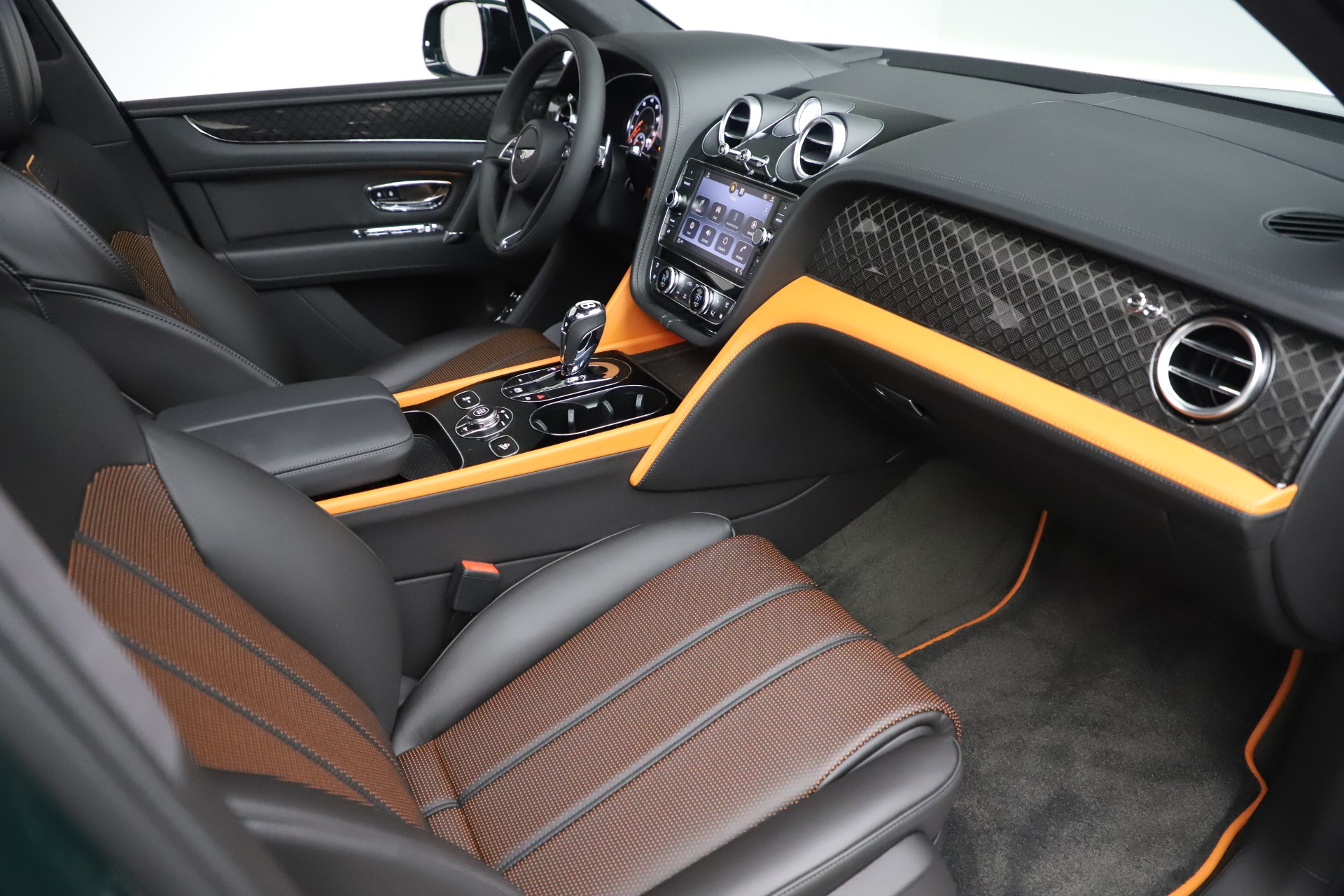 2020 Bentley Bentayga V8 Design Series, 16/20