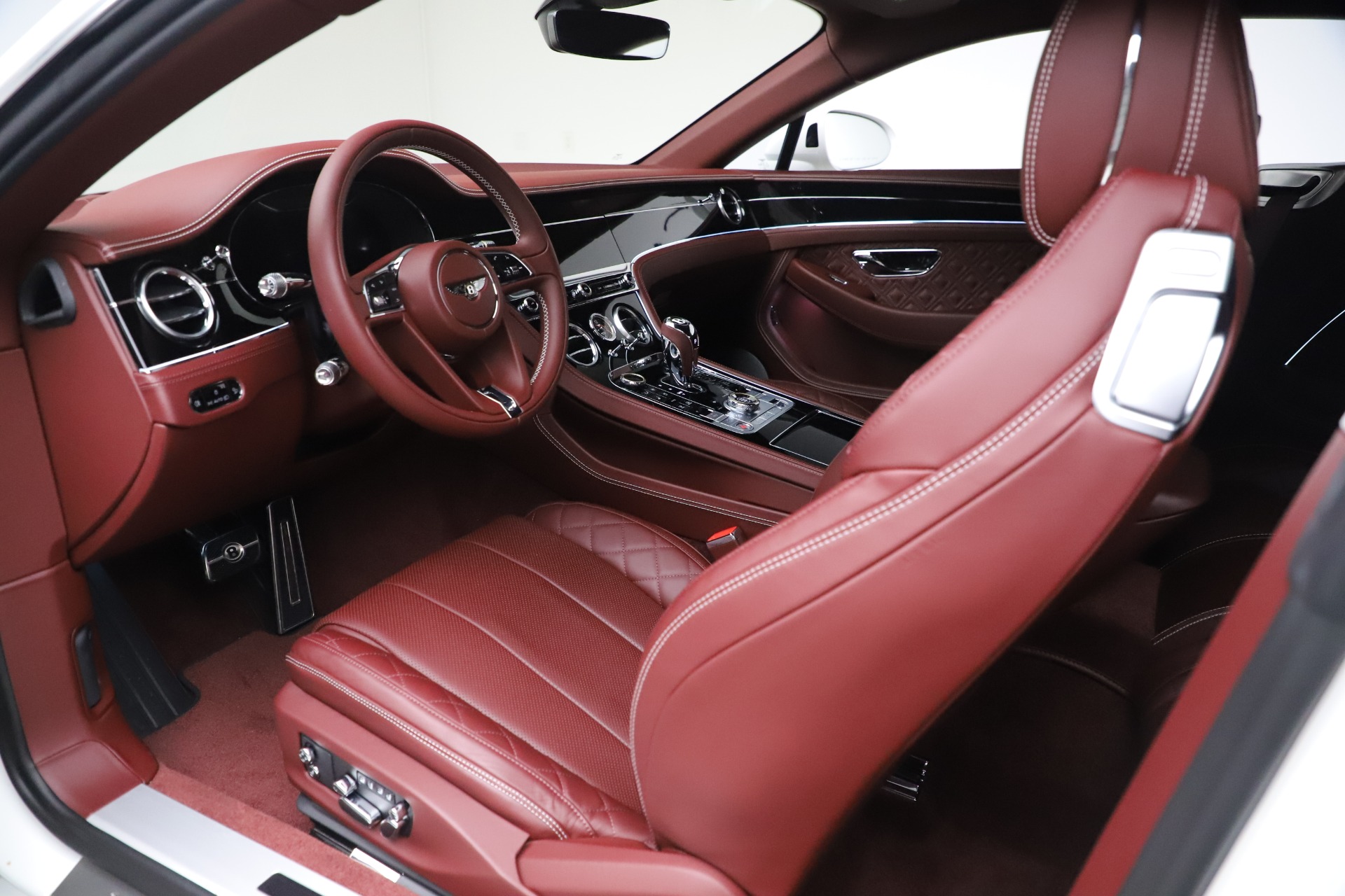 2020 Bentley Continental GT V8, 2/20