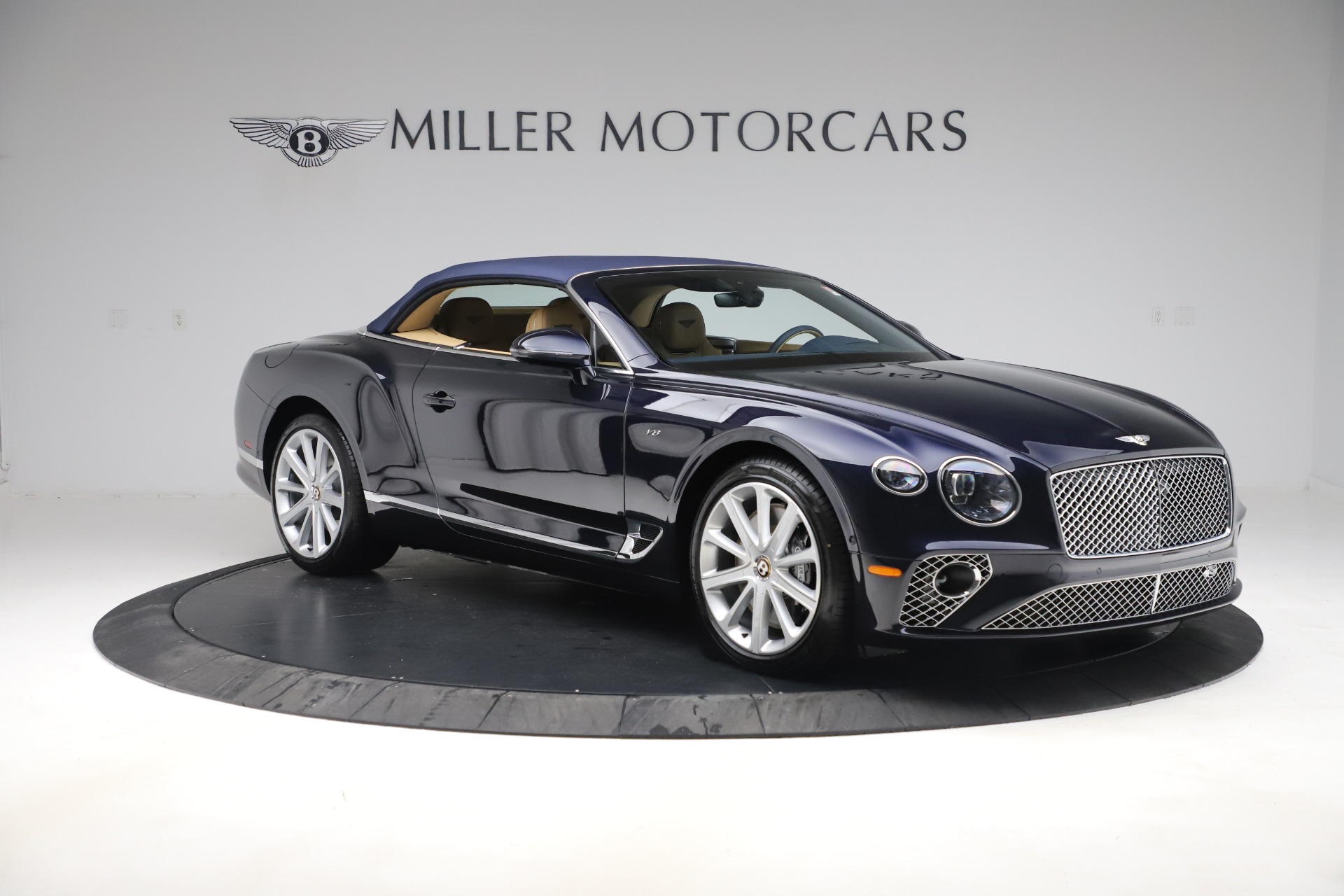 2020 Bentley Continental GTC V8, 17/22