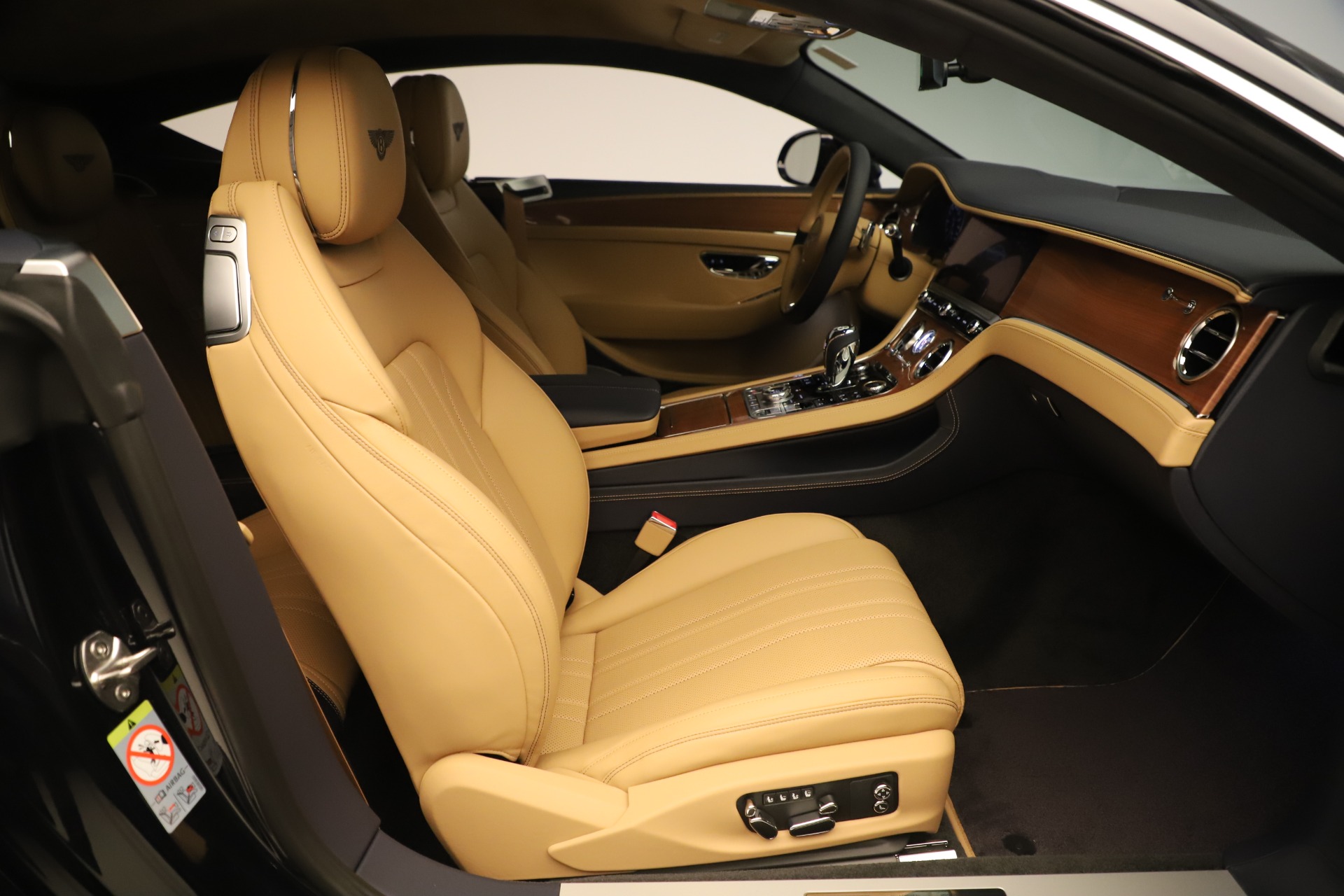 2020 Bentley Continental GT V8, 17/20