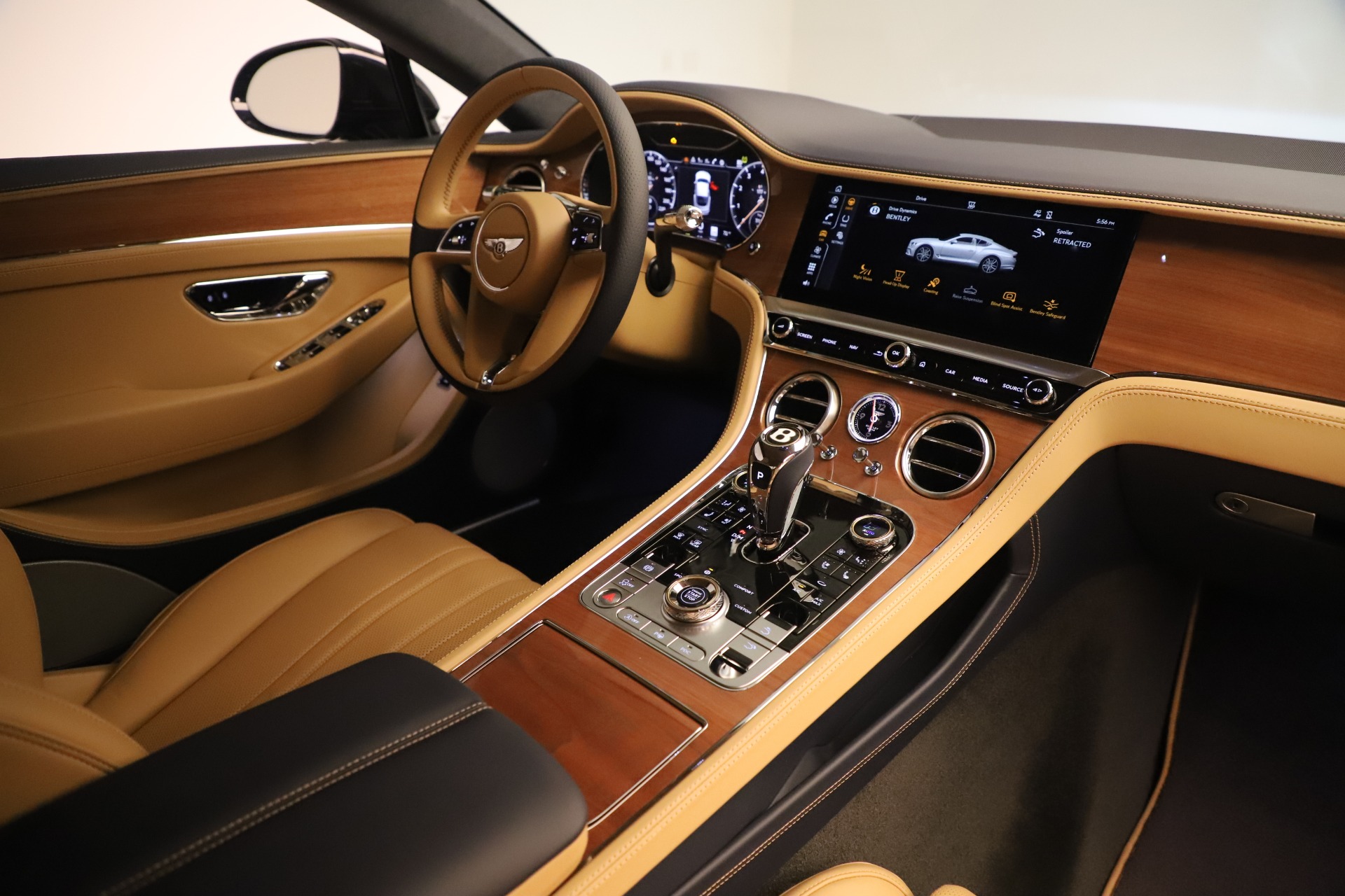 2020 Bentley Continental GT V8, 19/20