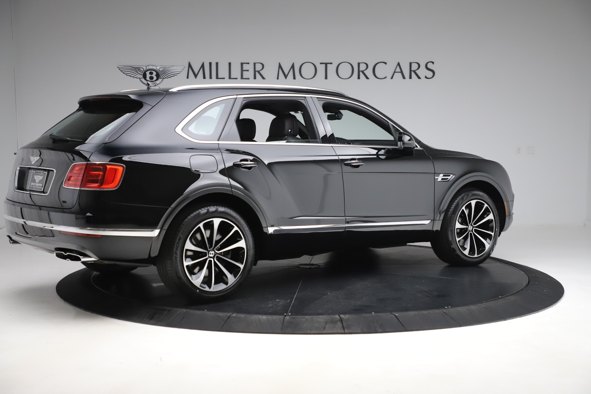 2020 BENTLEY BENTAYGA V8, 10/20
