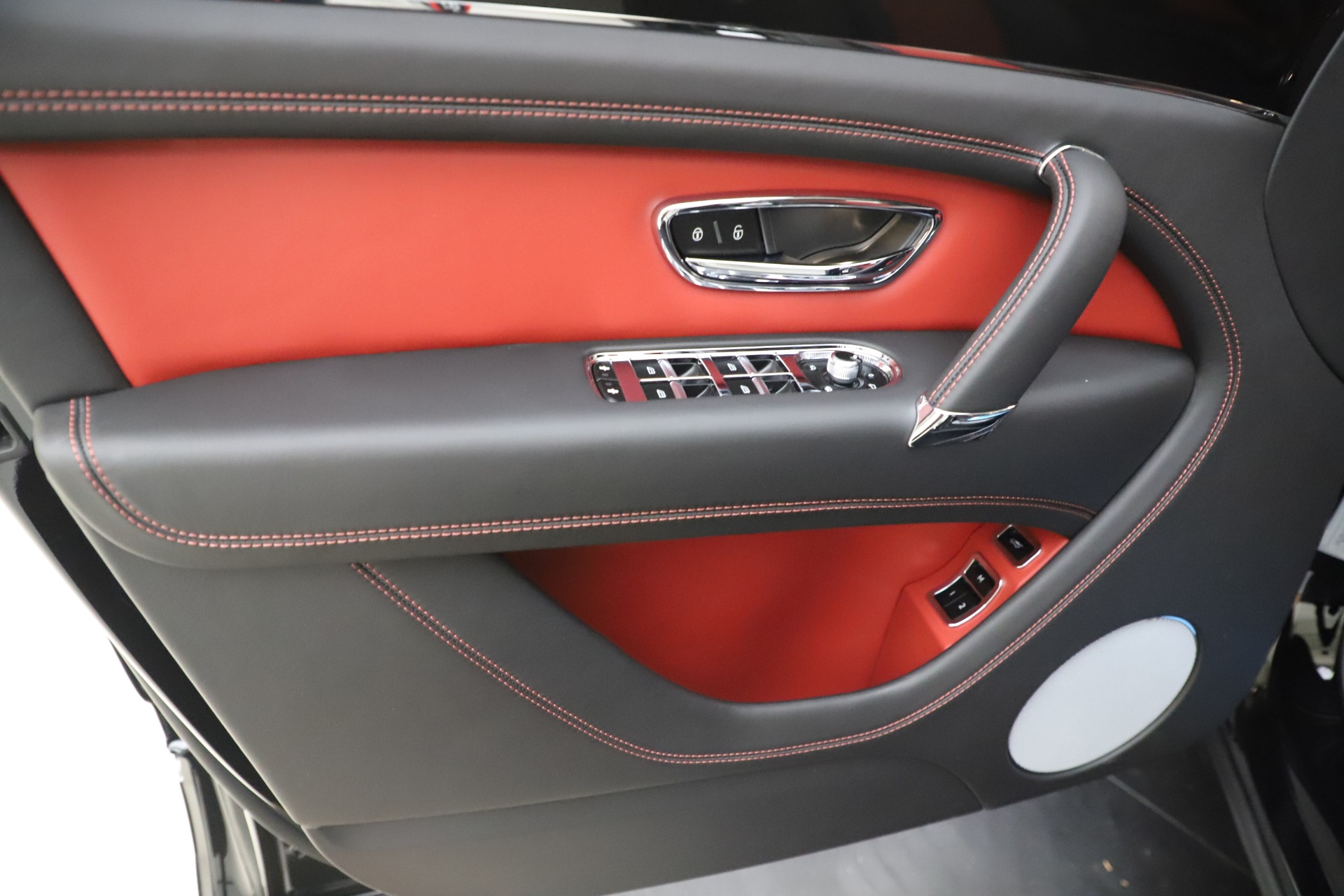 2020 BENTLEY BENTAYGA V8, 17/20
