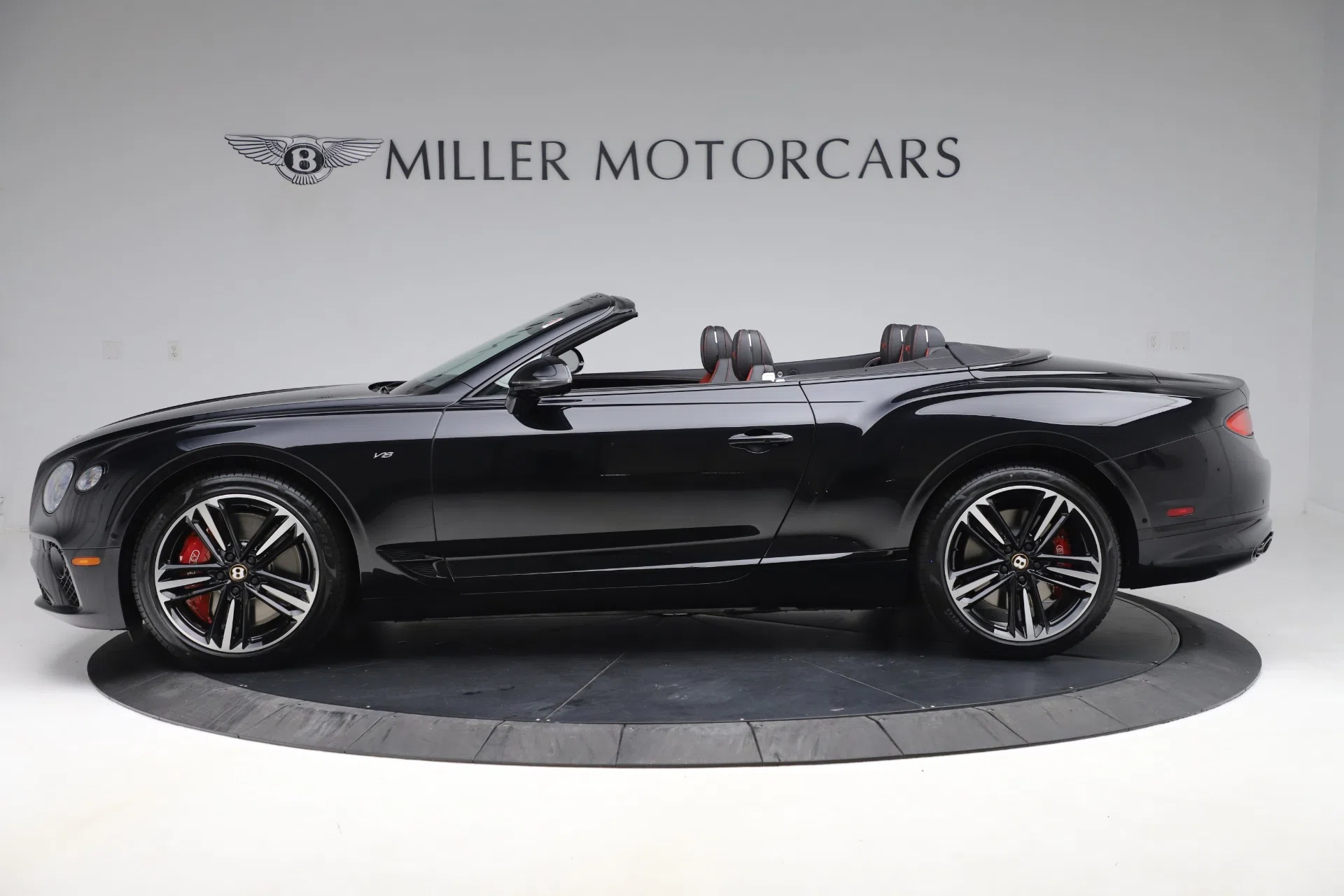 2020 Bentley Continental GTC V8, side profile, ONYX