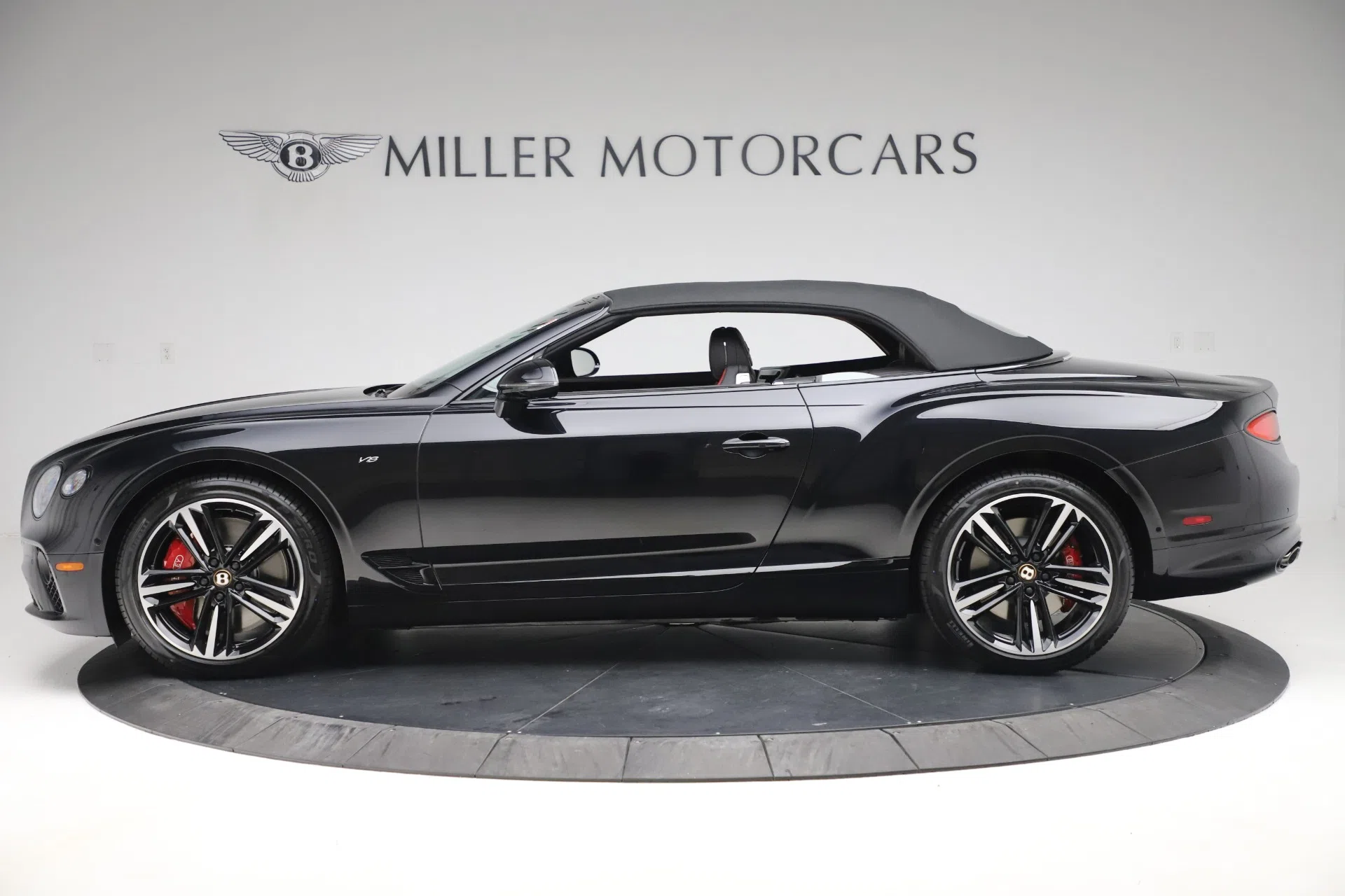 2020 Bentley Continental GTC V8, side profile, ONYX